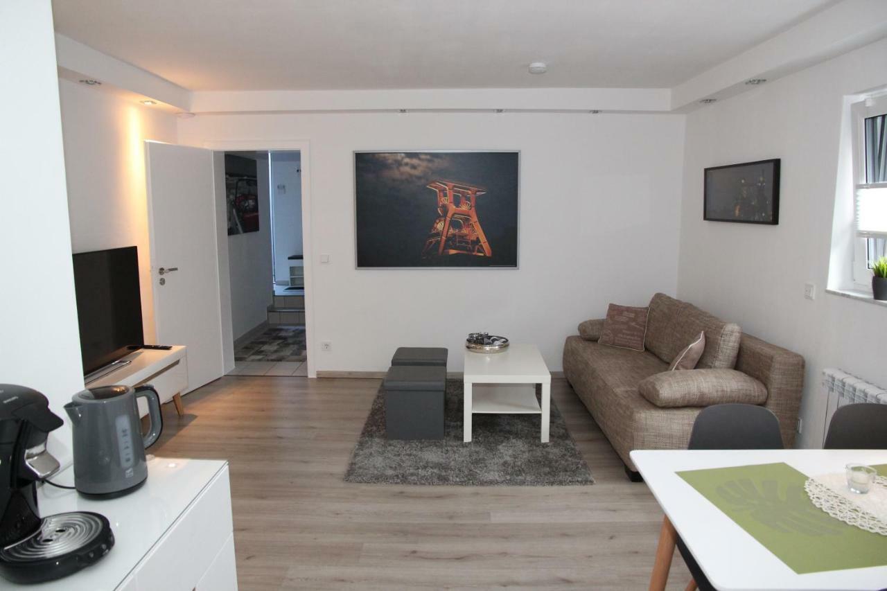 Neue Und Moderne Ferienwohnung Mülheim an der Ruhr Buitenkant foto